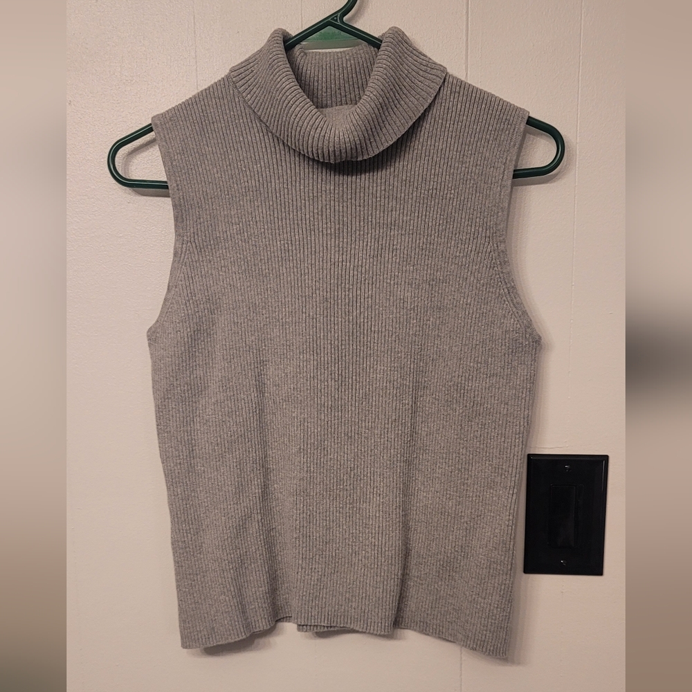 Vtg. Y2K, Mountain Lake Sweater, Size XL, but looks to fit a small/medium.